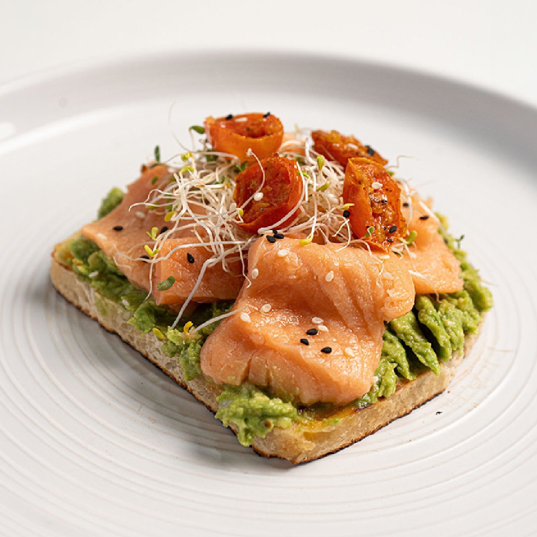 HEALTHY KASA _Toast de Salmón